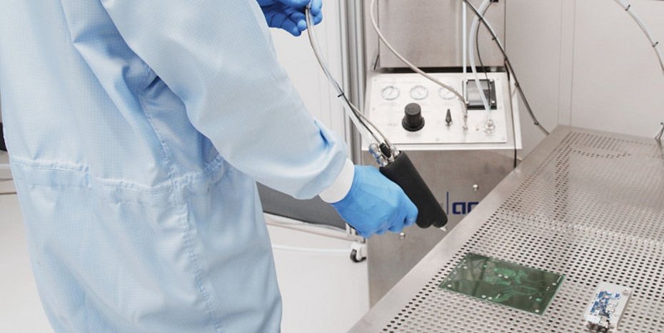 Schneestrahlreinigung Elektronik Halbleiter